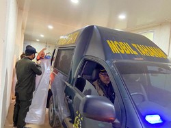 Mobil Tahanan Kejati Banten Diperbantukan Bawa Pasokan Oksigen untuk RS