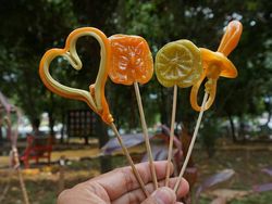 Nostalgia Yuk! Ini 5 Jajanan Generasi 90-an yang Populer di Masanya