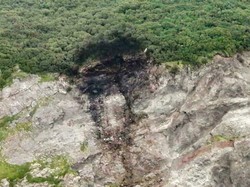 Petaka Pesawat Tabrak Tebing di Rusia Tewaskan Puluhan Nyawa