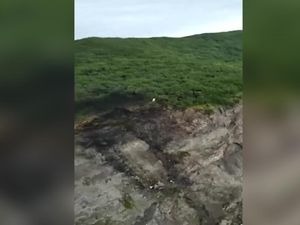 Melihat Sisa-sisa Hangsunya Pesawat Rusia Angkut 28 Orang yang Jatuh