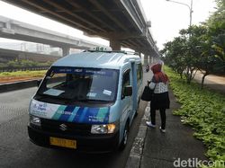 Imbas PPKM Darurat, Angkot Sepi Penumpang