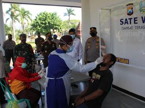 Abai Prokes Saat PPKM Darurat, Warga Kediri Kota Jalani Sidang di Tempat Abai Prokes Saat PPKM Darurat, Warga Kediri Kota Jalani Sidang di Tempat