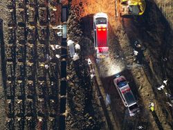 PPKM Darurat! Tiga Mobil Penting Ini Diizinkan Lewati Jalur TransJakarta