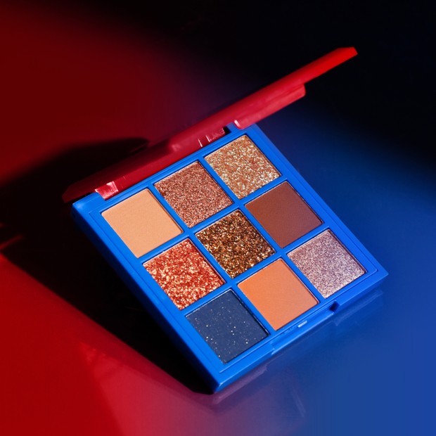 Wonder Woman, Believe in Wonder Fearless Eyeshadow Pallete (sociolla.com) Wonder Woman, Believe in Wonder Fearless Eyeshadow Pallete