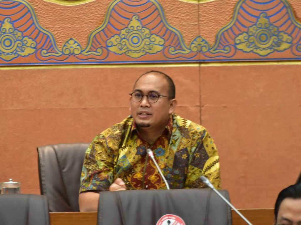 Anti-politikus Ikan Lele, Andre Rosiade Minta Kerja Nyata di DPR-Dapil Anti-politikus Ikan Lele, Andre Rosiade Minta Kerja Nyata di DPR-Dapil