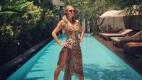 5 Potret Seksi Seleb Cantik Hollywood saat Liburan ke Bali