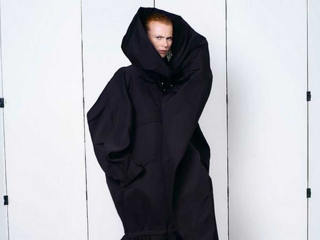 Balenciaga Couture Hadir Lagi Setelah Absen 53 Tahun, Ini 7 Fakta Menariknya Balenciaga Couture Hadir Lagi Setelah Absen 53 Tahun, Ini 7 Fakta Menariknya