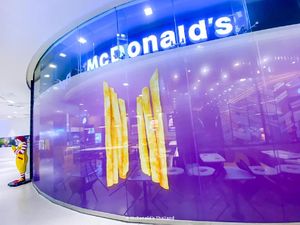 Wow! BTS Meal Bikin McDonalds Cuan Rp 32 T Wow! BTS Meal Bikin McDonalds Cuan Rp 32 T