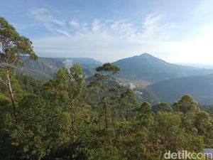 5 Danau Besar di Indonesia yang Punya Pesona Memukau, Pelajar Wajib Tahu! 5 Danau Besar di Indonesia yang Punya Pesona Memukau, Pelajar Wajib Tahu!