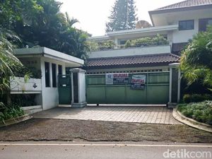 Fakta-fakta Orang Kaya BU hingga Banting Harga Rumah Mewah