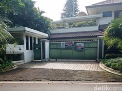 Fakta-fakta Orang Kaya BU hingga Banting Harga Rumah Mewah