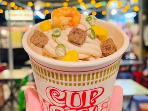 Es Krim Topping Bahan Mie Instan Ini Diperkenalkan Produsen Mie Instan Jepang Es Krim Topping Bahan Mie Instan Ini Diperkenalkan Produsen Mie Instan Jepang