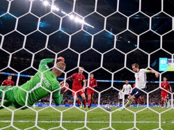 Mourinho: Inggris Tak Seharusnya Dapat Hadiah Penalti