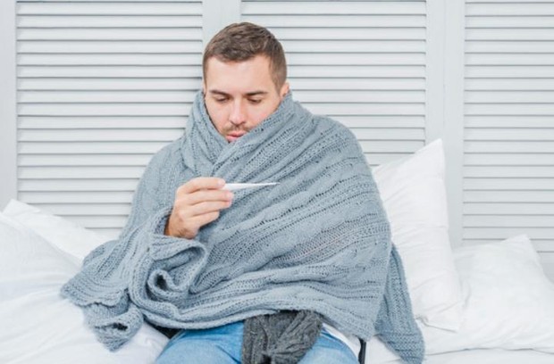 Fever (freepik.com/freepik)