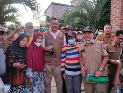 Gubenur NTB Tak Bermasker Ketemu Warga, Satgas: Di Zona Hijau COVID-19