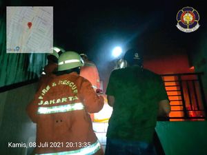 Tak Ada Korban Jiwa di Kebakaran Gudang Vaksin Corona Puskesmas di Jakpus Tak Ada Korban Jiwa di Kebakaran Gudang Vaksin Corona Puskesmas di Jakpus