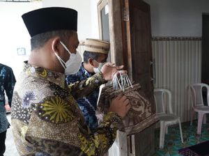 Warga Gresik yang Isoman Dapat Bantuan Obat, Vitamin, dan Masker