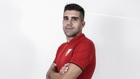 Pengalaman Fabiano sudah cukup terbukti dari banyaknya klub yang sudah dibelanya selama ini. Ada tujuh klub yang pernah disinggahi Fabiano, seperti Persela Lamongan, Persija Jakarta, Arema Cronus, Madura United, Persib Bandung, dan PSS Sleman. Stopper berusia 38 tahun itu direkrut Persis usai kontraknya bersama Super Elja berakhir. Fabio mengaku memilih berlabuh ke Persis salah satunya karena sejarah klub dan targetnya promosi ke Liga 1. Dok. Persis Solo.
