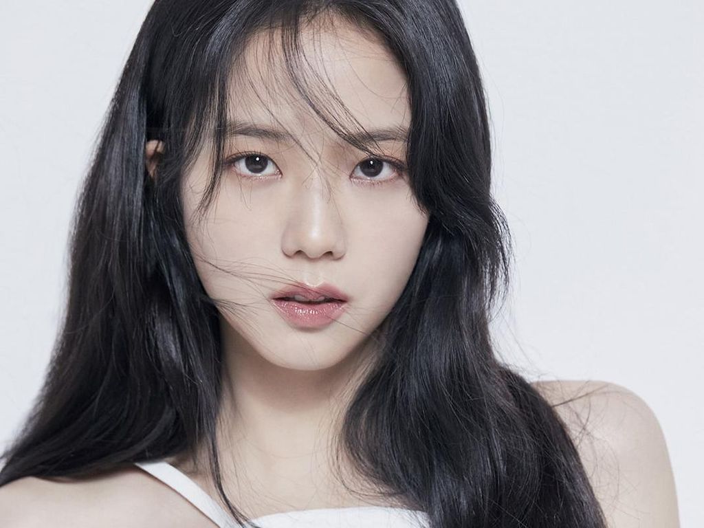 10 Artis Korea Tercantik Pilihan Fans, Jisoo BLACKPINK Saingi Song Hye Kyo 10 Artis Korea Tercantik Pilihan Fans, Jisoo BLACKPINK Saingi Song Hye Kyo