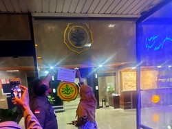 Kantornya Disegel Satgas COVID, Kementan: Stiker Lockdown Sudah Dilepas