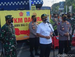 Panglima TNI-Kapolri dan Menkes Cek Penyekatan PPKM Darurat di Sleman