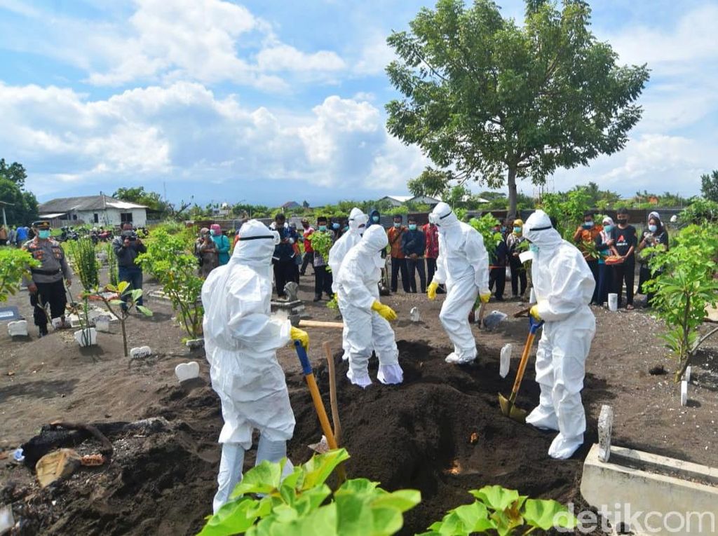 43 Pasien COVID-19 di Cilegon Meninggal Saat Isolasi Mandiri 43 Pasien COVID-19 di Cilegon Meninggal Saat Isolasi Mandiri