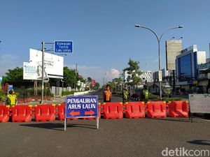 PPKM Darurat, Pemkot Cirebon Tutup 13 Jalan-Matikan PJU PPKM Darurat, Pemkot Cirebon Tutup 13 Jalan-Matikan PJU