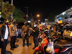 Kapolda Kalteng Pimpin Operasi Penertiban Prokes COVID-19