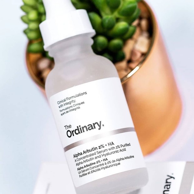 The Ordinary Alpha Arbutin 2% + HA/Instagram.com/jarofbeaute The Ordinary Alpha Arbutin 2% + HA/Instagram.com/jarofbeaute