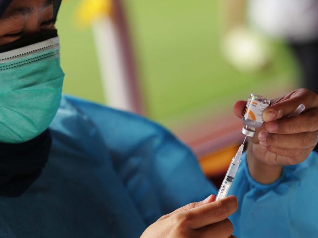Respons Warga Jakarta Daftar Vaksinasi Lewat Aplikasi