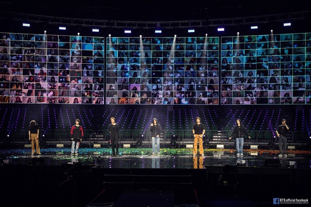 Army disukai oleh berbagai kalangan usia/ Foto: Facebook/ BTS yang menonton konser BTS di Seoul, Korea Selatan pada Oktober 2019 banyak dihadiri oleh orang-orang yang berusia 20-29 tahun