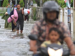 Banjir Landa Sejumlah Desa di Aceh Besar, Warga Ngungsi ke Rumah Tetangga