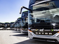 Melihat Bus Double Decker Dalam Kota Terbaru Austria, Cakepnya Bikin Iri!