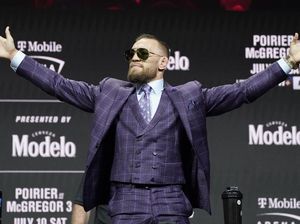 Conor McGregor Menekan Semua Tombol Dustin Poirier Conor McGregor Menekan Semua Tombol Dustin Poirier