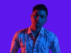 Lagu Debut Elian Tembus Playlist Asia