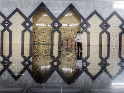 Sejumlah Masjid di Solo-Bogor Tidak Jumatan Hari Ini