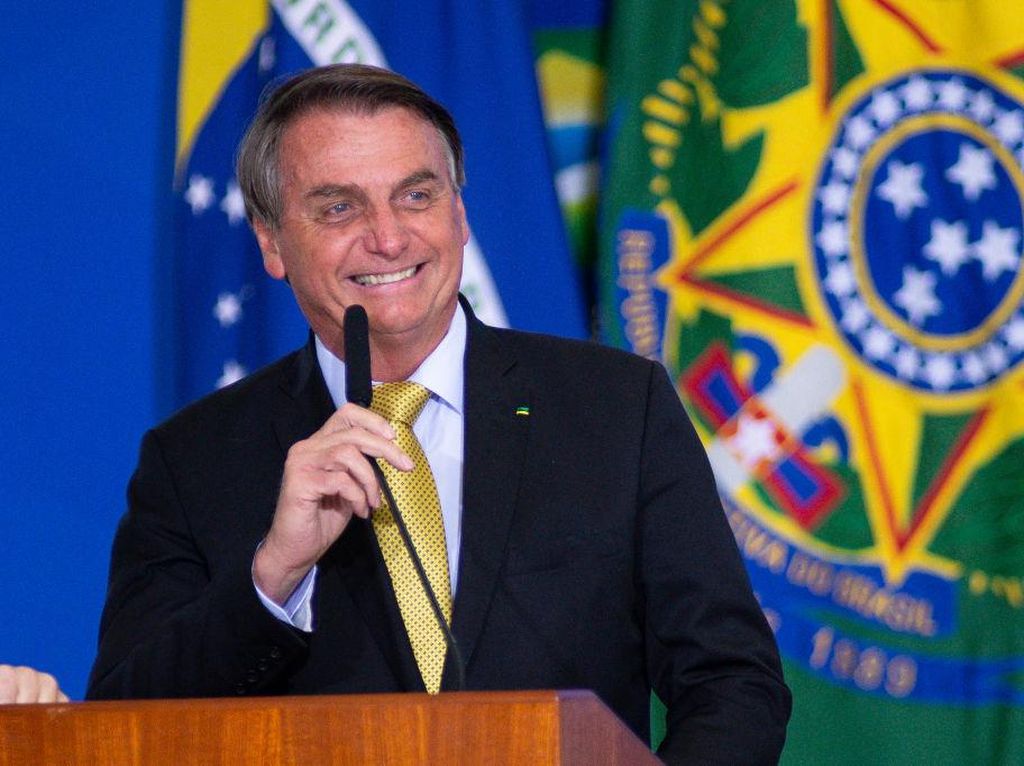 Jemawa Imun Tinggi Bikin Presiden Brasil Ogah Divaksin Corona
