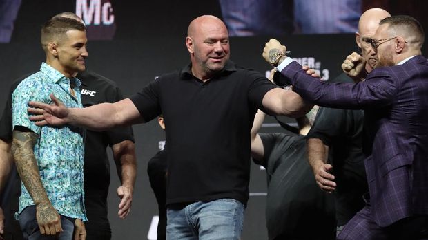 MMA - UFC264  - Dustin Poirier v Conor McGregor - Press conference - T-Mobile Arena, Las Vegas, United States - July 8, 2021 Dustin Poirier and Conor McGregor during press conference with Dana White President of the UFC REUTERS/Steve Marcus