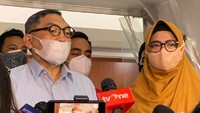 Pengacara Ungkap Penyesalan Mendalam Nia Ramadhani-Ardi Bakrie