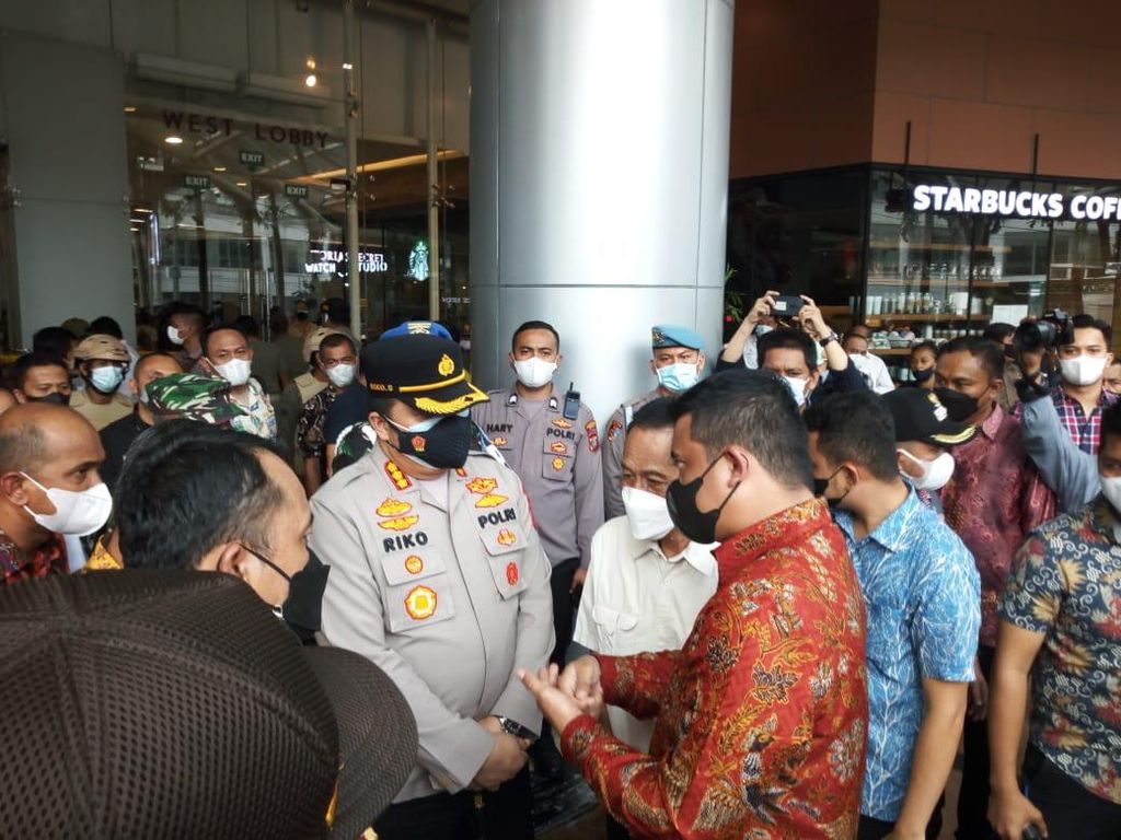 Cicil Tunggakan Pajak Rp 20 M, Mal Centre Point Medan Diizinkan Buka Cicil Tunggakan Pajak Rp 20 M, Mal Centre Point Medan Diizinkan Buka
