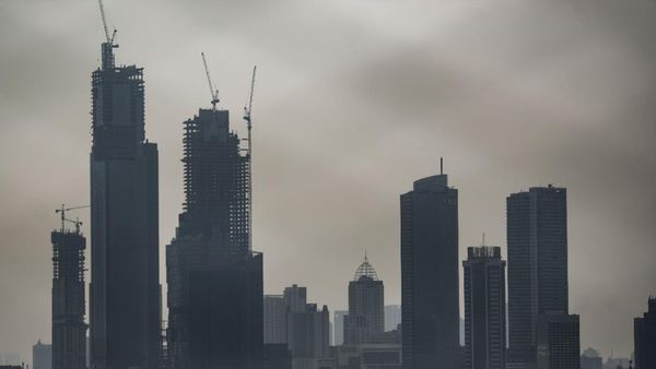 Mobilitas Warga Ibu Kota Turun 50 Persen