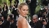 Foto: 9 Model Seksi Invasi Karpet Merah Cannes, Bikin Terpukau