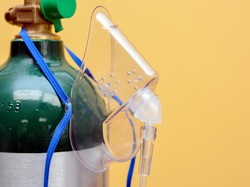 Luhut Jamin Pasokan Oksigen Pulih 4 Hari Lagi