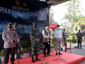 Cek Vaksinasi di Solo, Begini Pesan Panglima TNI-Kapolri