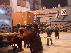 Petaka Sopir Truk Tertimpa Kontainer Berujung Operator Tersangka