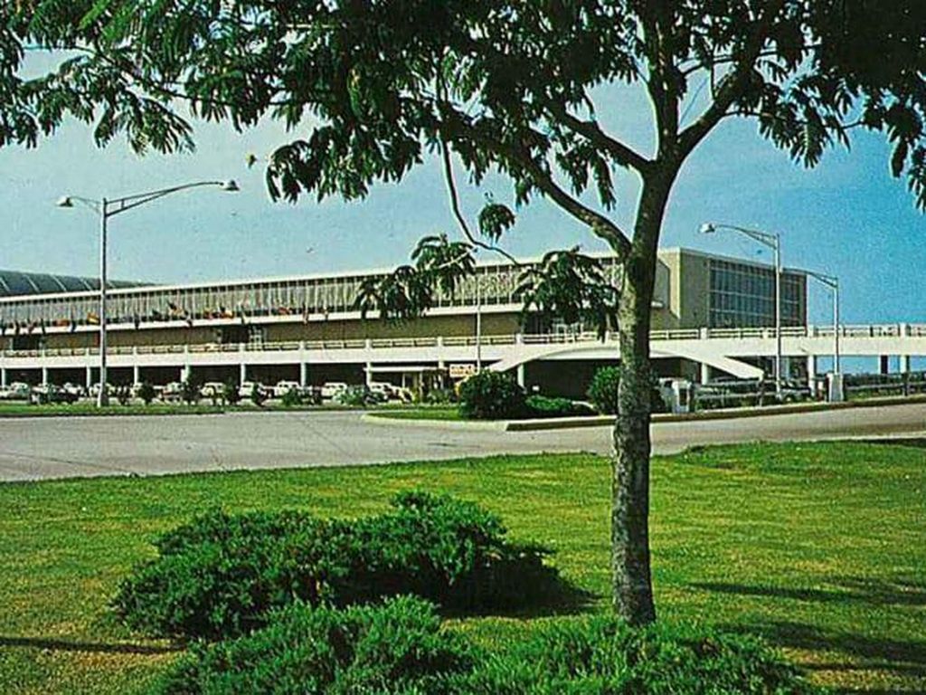 Punya yang Baru, Terminal Lama Bandara Ini Tetap Bersih dan Terawat Lho