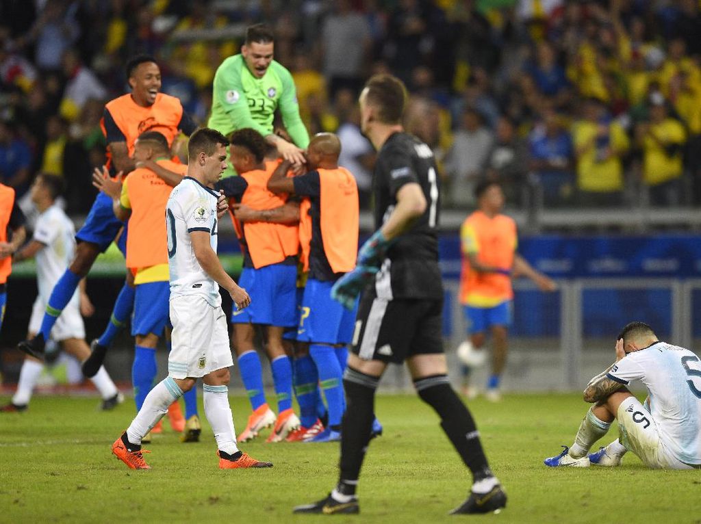 Final Copa America 2021: Argentina Hadapi Rekor Buruk Lawan Brasil Final Copa America 2021: Argentina Hadapi Rekor Buruk Lawan Brasil