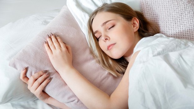 Cukup tidur/ Foto: freepik.com sleep well