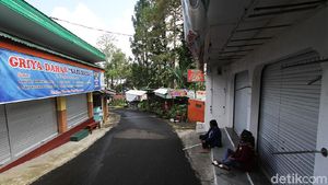 Kios di Grojogan Sewu Tutup Karena PPKM Darurat
