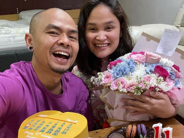 Keseruan Wendi Cagur Saat Tumpengan dan BBQ Bareng Keluarga
